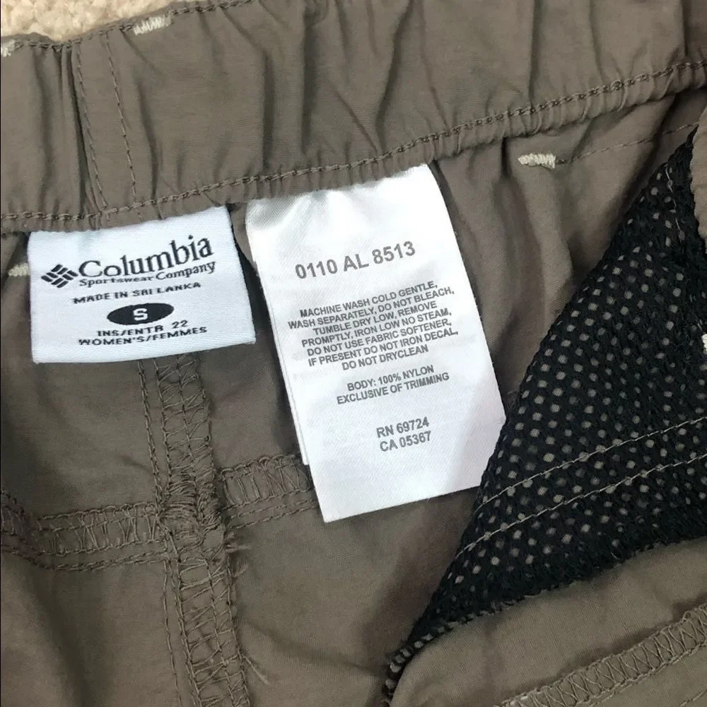 Columbia Gray Lightweight Cropped Cargo Pants, Sm. - Picture 4 of 4